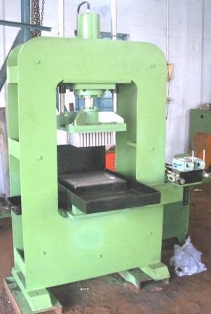 Computer Sambarani Machine - 25 Tons, Dia125Borex450 Stroke Cylinders, 200 Bar Max Pressure | Low Power, High Efficiency, Durable, Precise Control