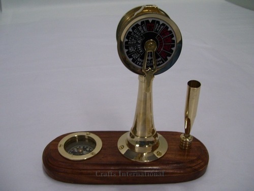 Telegraph and Compass Pen Holder