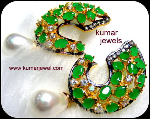 HALF GREEN EARRING