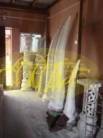 Elephhant Teeth Wedding Mandap Decoration Statues - Color: White