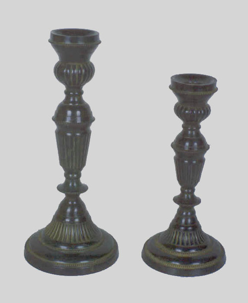 Stylish Pillar Candles Holder