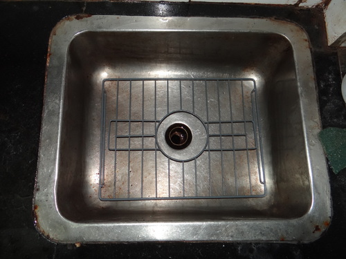 Metal Basin sink