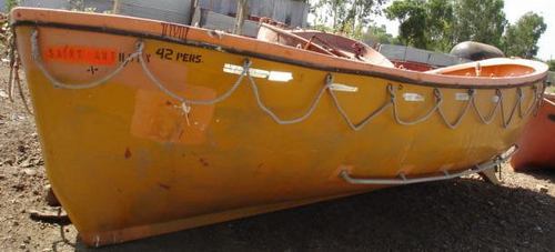 RECUE BOAT