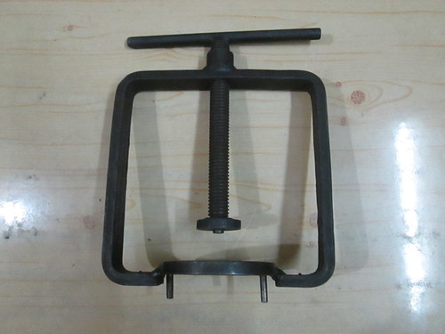 Clutch Puller