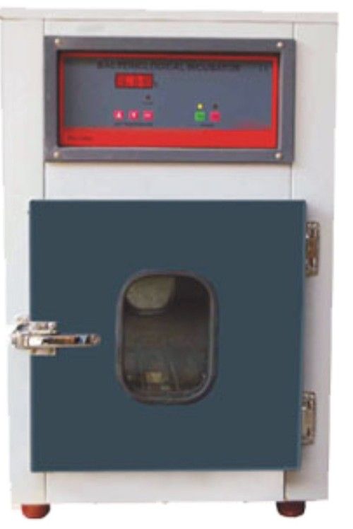 BACTERIOLOGICAL INCUBATOR (MEMMERT TYPE WITH DIGITAL CONTROLLER)