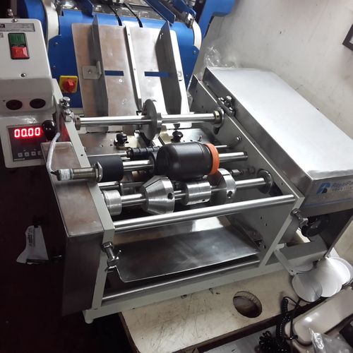 Semi Automatic Glue Labeling Machine