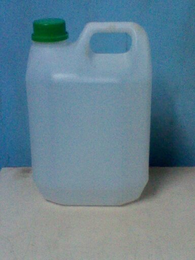 Plastic HDPE 3 & 4 LITER Bottles