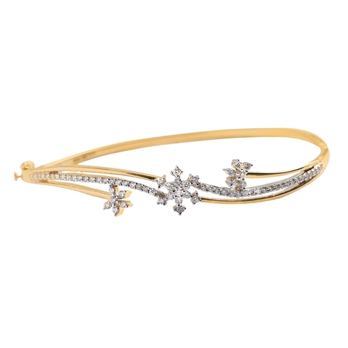 Sparkling 3 Floral Shape Diamond Bracelet
