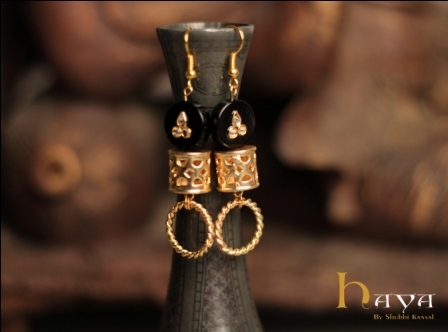 Classic contemporary earrings