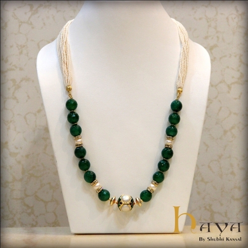 Green stone Neck Piece