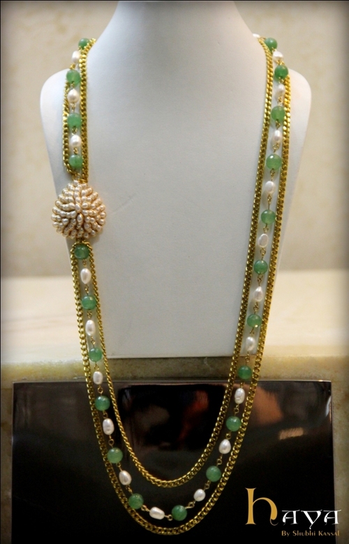 Pearl pachi Neckpiece