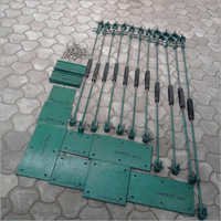 Rigid Hangers - Metal Construction , Rust Proof Finishing, Sturdy Design, Resistant To Bend