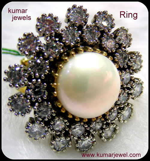 Pearl Stud Ring