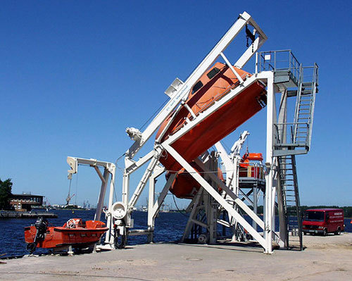 A-Frame Hydraulic Davit