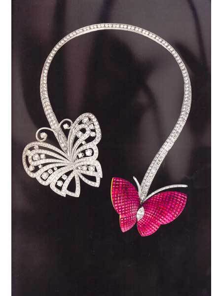 THE SPIRIT OF BEAUTY JEWELLERY BOOK