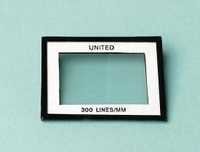 Student Diffraction Grating - Glass And Plastic Frame, 60x45mm | 300 Lines/mm Diffraction Grating