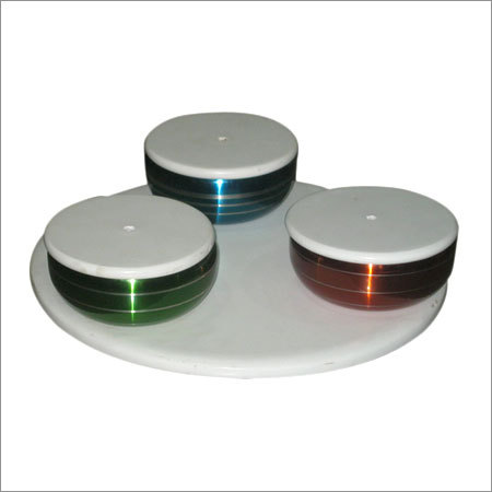 ROUND REV.WOODEN TRAY, 3 BOWLS COL