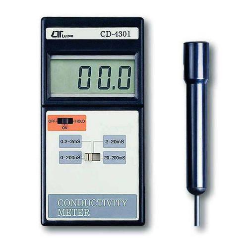 Digital Conductivity Meter