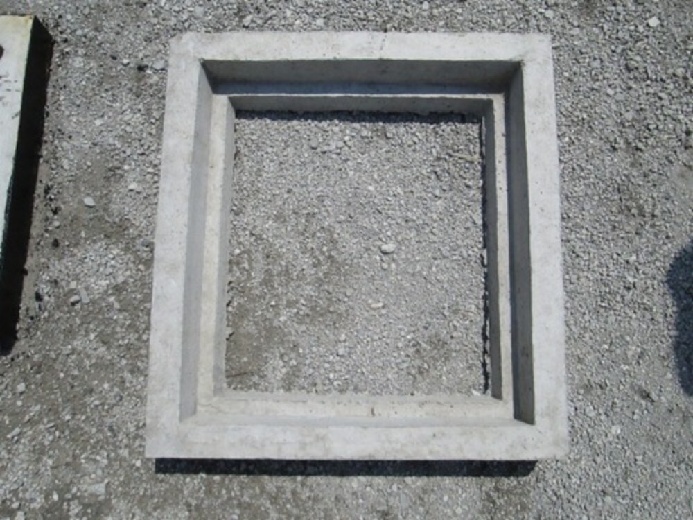 Rcc Gully Grating - Color: Gray And White