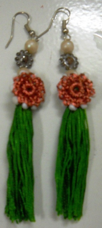 Earings cotten thread