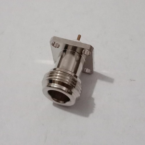 N F 4 HOLE 17.5MM SOLDER CONNECTOR