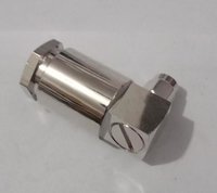 SMA Male RA FOR LMR-400 CLAMP