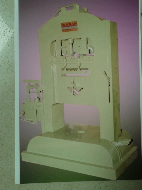 M.S. CUTTING HYDRAULIC PRESS