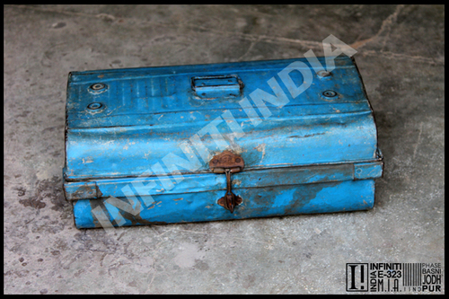 Machine Made Vintage Antique Trunk