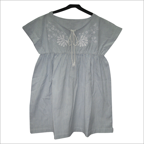 # Ladies top