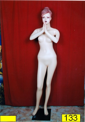 female mannequins in delhi