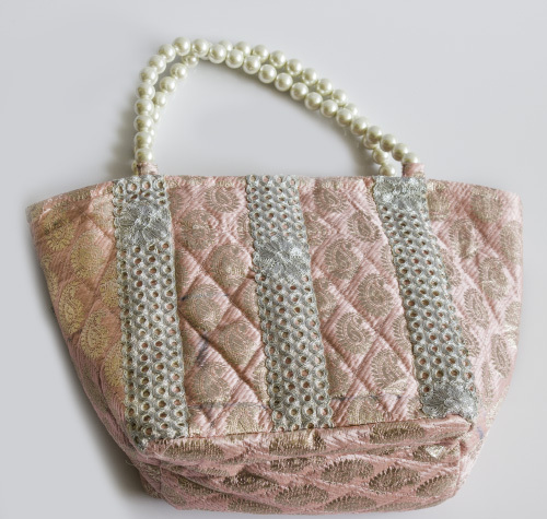 DESIGNER PURSE