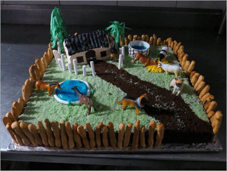Cake shape Farm House