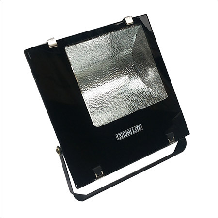Symmetrical Integral Flood Light