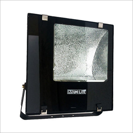 Asymmetrical Integral Flood Light