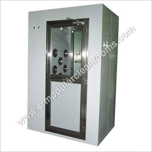 Cleanroom Air Showers