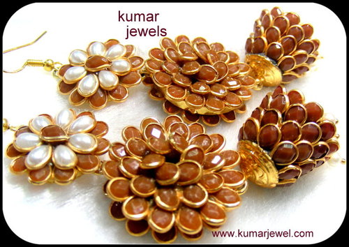 Pacchi Flower Jhumki