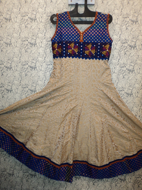 Readymade Salwar Kameez