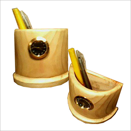 Table Top Pen Stand