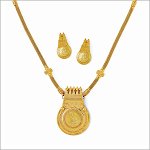 Traditional Gold Necklaces