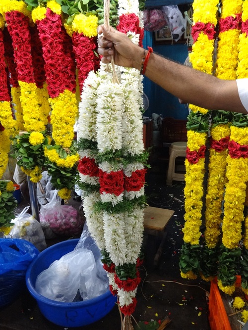 MULTI-FLOWER GARLANDS