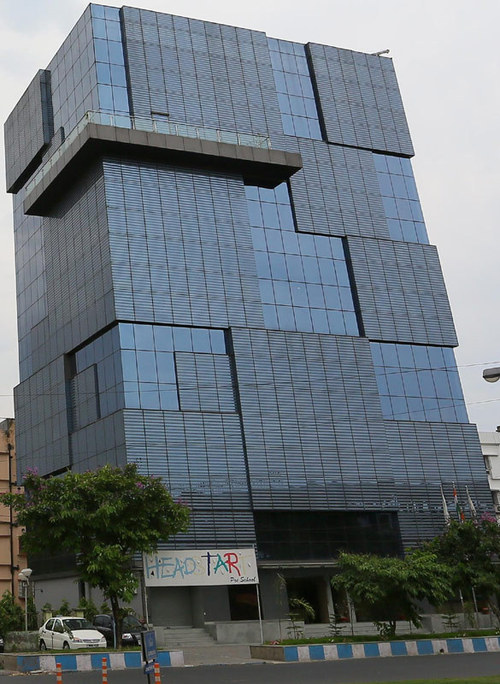 Saltee Corporate, Saltlake