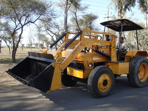 Split Bucket Heavy Loader