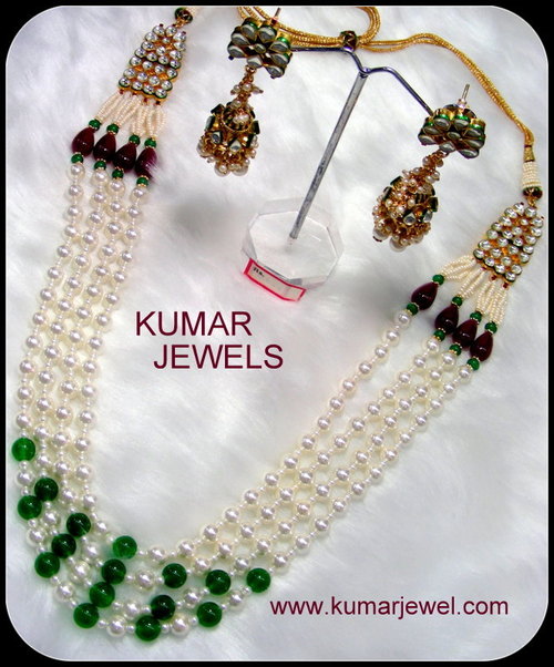 4 String Pearl Set