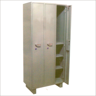 3 Door Ind Steel Cupboard