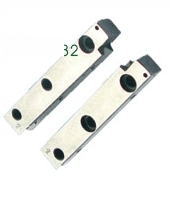 KM - Metal 32x10x15mm Silver, 3 Holes, Durable Precise Reliable Efficient Compact