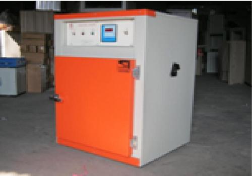 DIGITAL HOT AIR OVEN (UNIVERSAL MEMMERT TYPE)