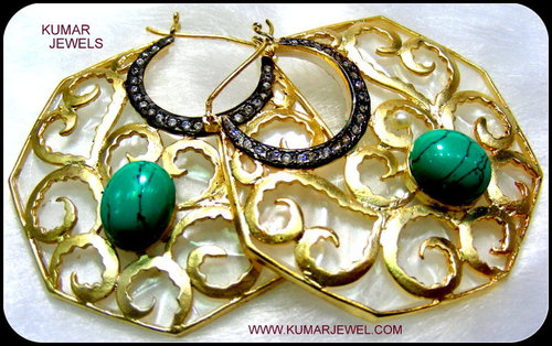 Shell Hoop Earring