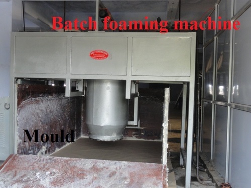 Foaming machine