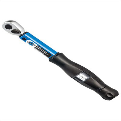 Click Type Torque Wrench
