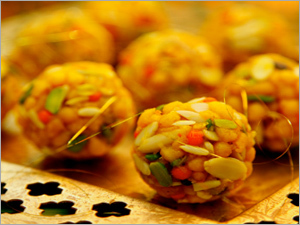 Boondi Shahi Ladoo